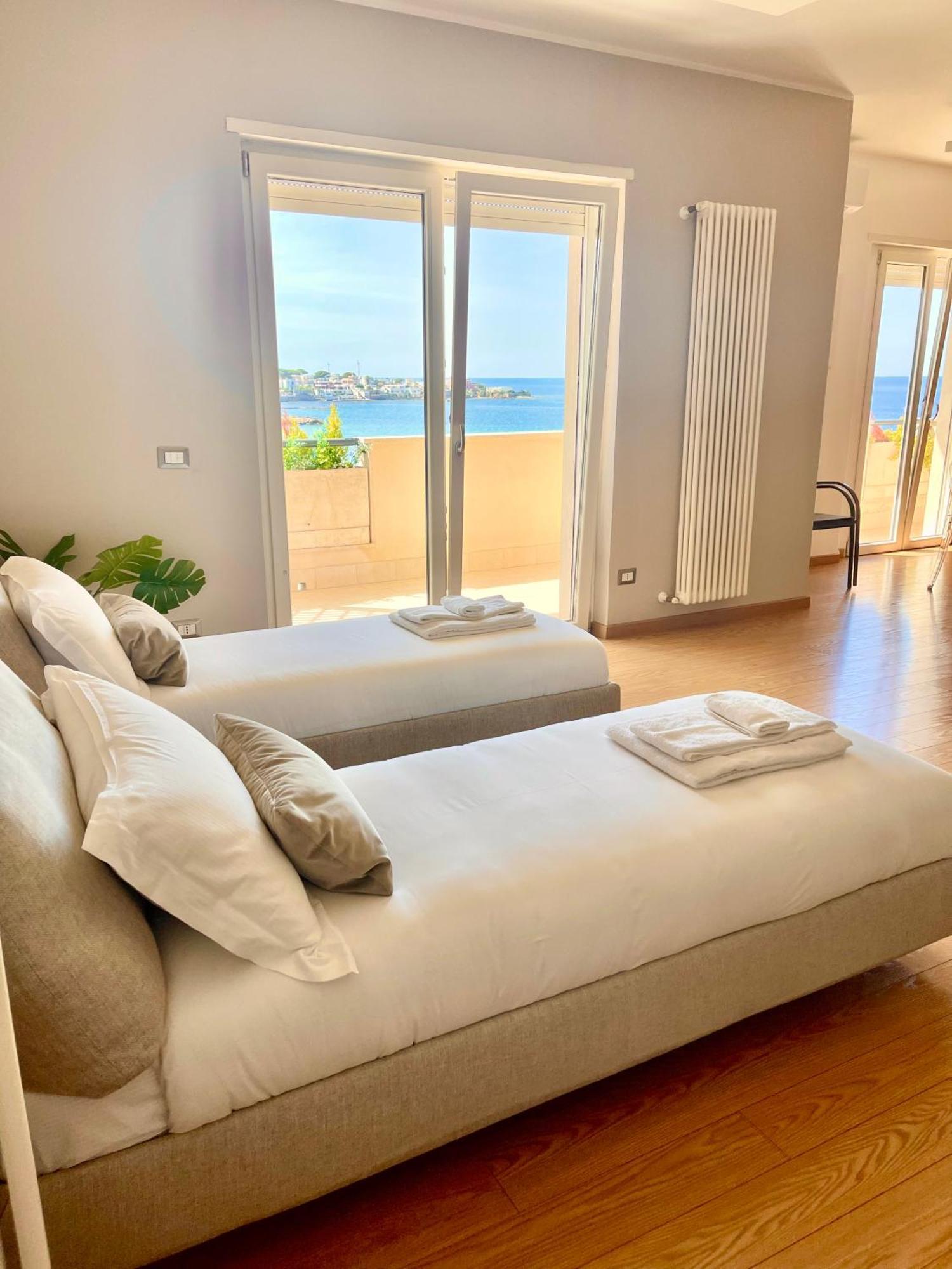 Seaside Suite Civitavecchia Bagian luar foto
